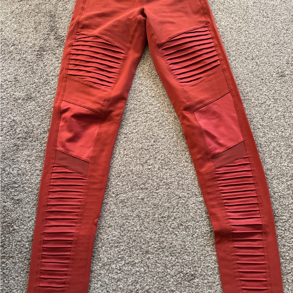 ALO Yoga Vibrant Red Leggings